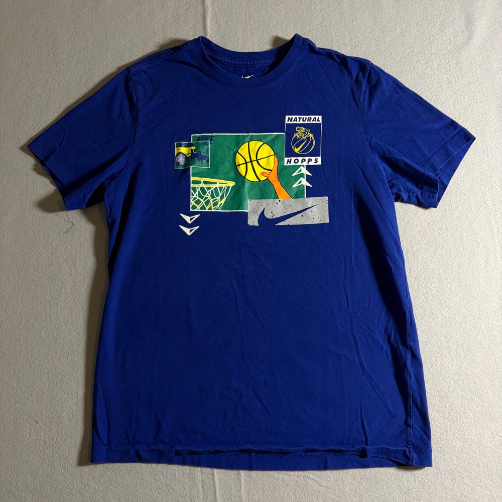 Nike Natural Hoops Basketball Graphic Tee Mens‎ Medium Blue Short Sleeve T-Shirt